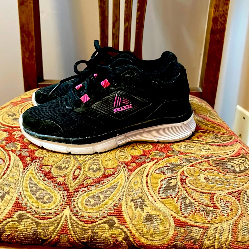 RBX girls athletic tennis shoe 13